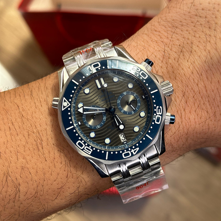 ساعت اتومگا سیمستر