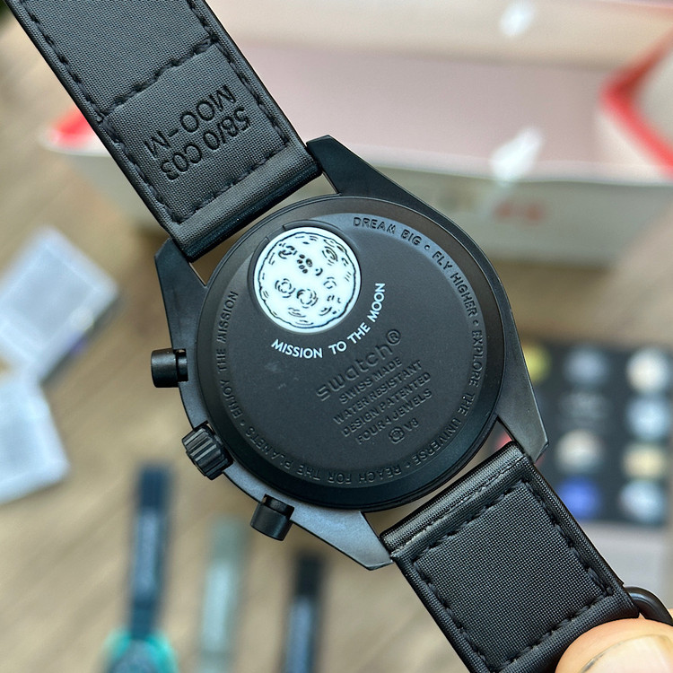 ساعت مون سواچ مردانه