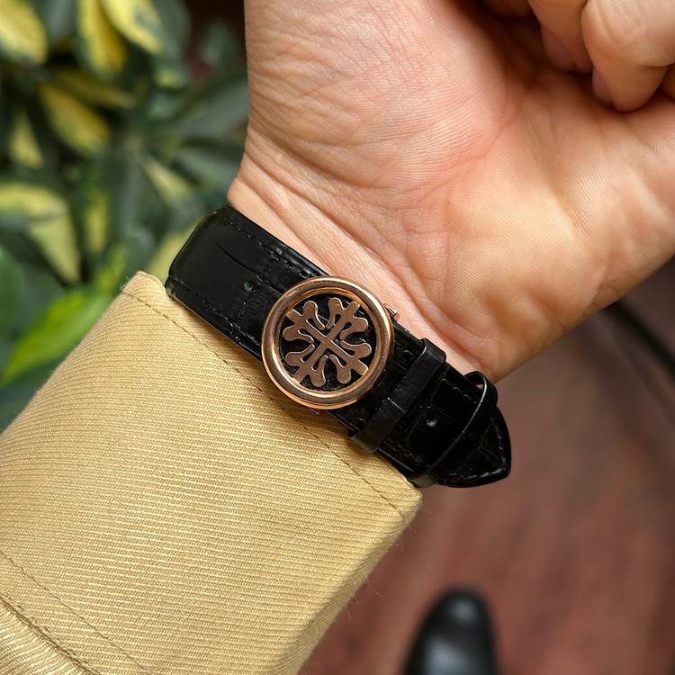 ساعت بند چرم پتک فیلیپ