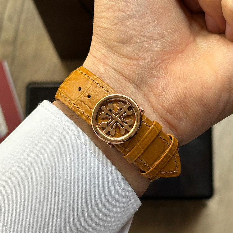 ساعت پتک فیلیپ بند چرم