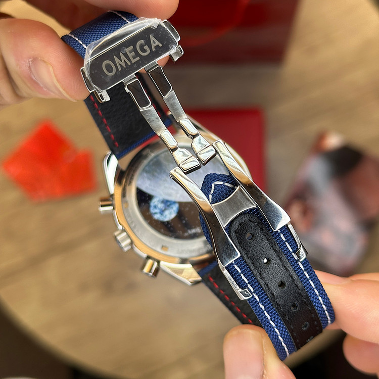 امگا مردانه سه موتور