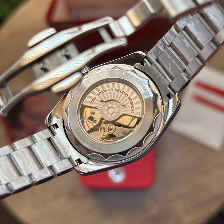 امگا اتوماتیک سیمستر