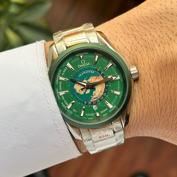 خرید ساعت امگا مدل سیمستر جهان نما رنگ سبز | Omega seamaster