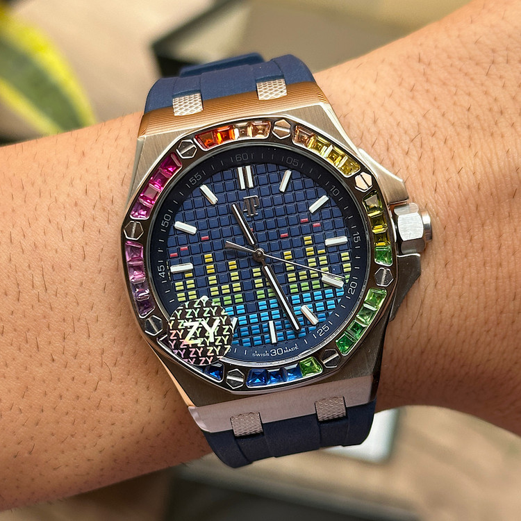 ساعت مردانه اودمارپیگه مدل آفیشور اتوماتیک