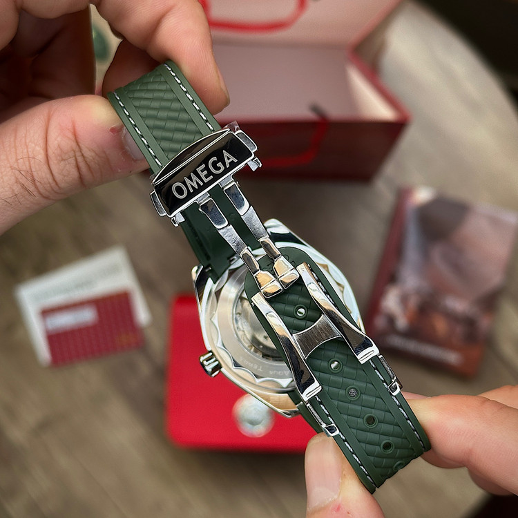 ساعت مچی امگا آکواترا OMEGA Seamaster Aqua Terra 150M